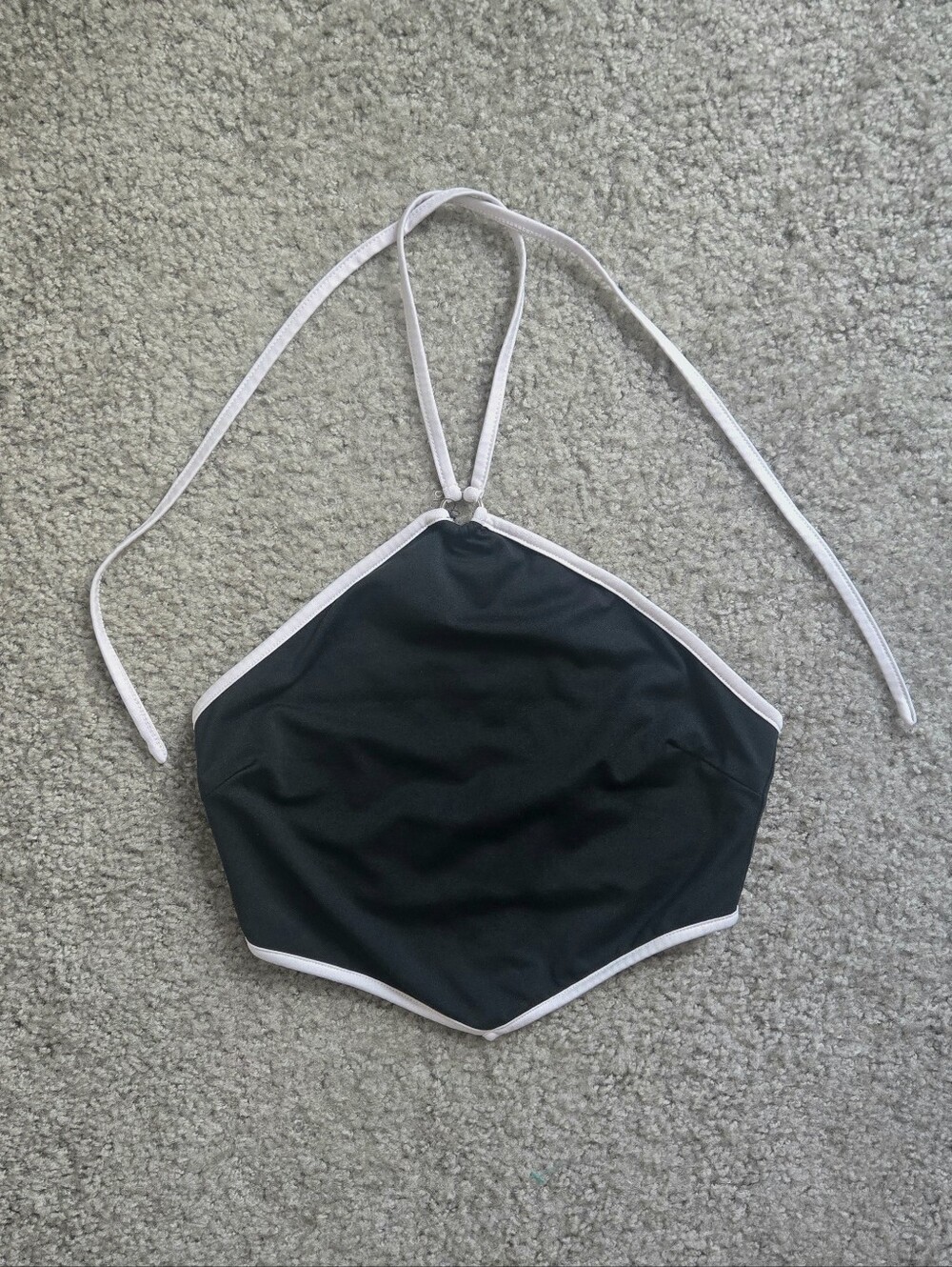Princess Polly Halter Crop Top